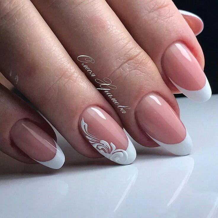 Красивый маникюр френч изысканный овал фото новинки Pin on Маникюр Manicure nail designs, French manicure nails, Gel nails