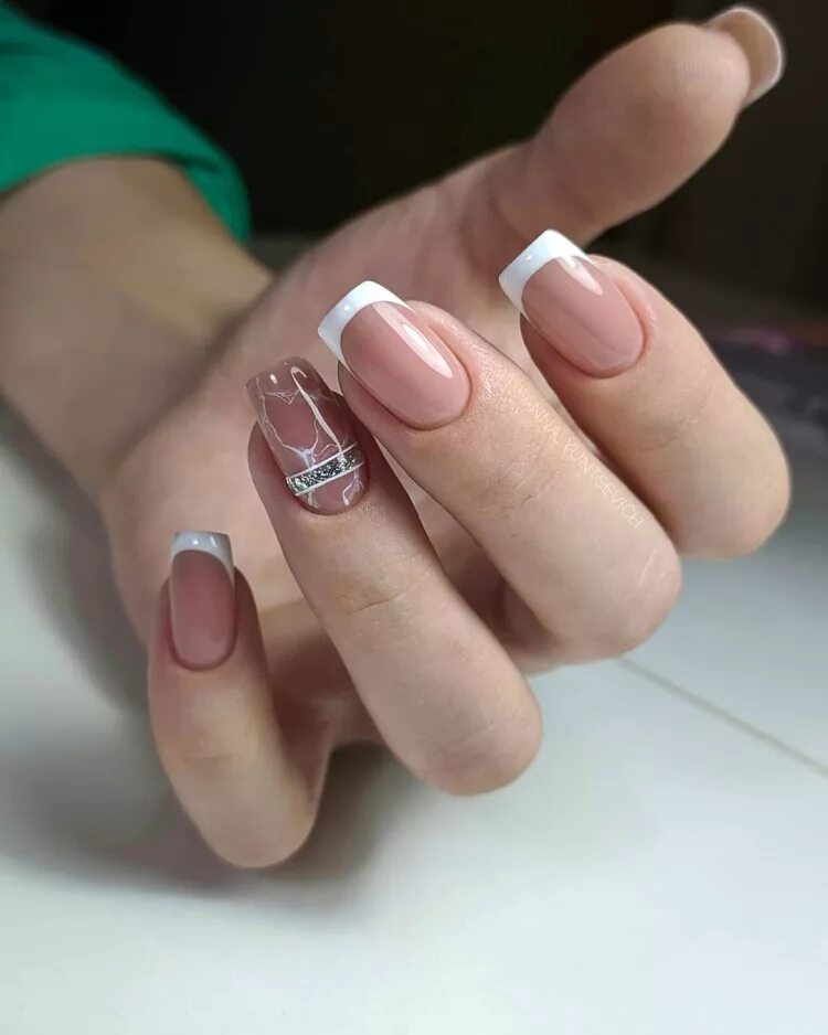 Красивый маникюр френч квадратные ногти Trendy French manicure 380 photo ideas
