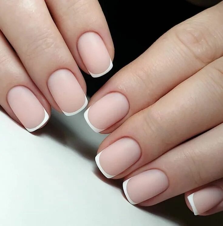Красивый маникюр френч на короткие ногти квадрат #Nail #Classic French nails, French nail art, Manicure