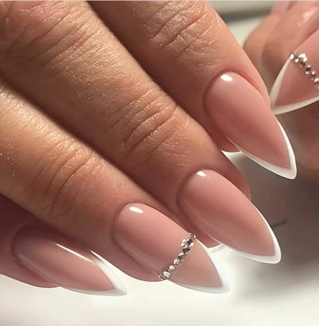Красивый маникюр френч на миндалевидные 100 Gorgeous And Stunning Acrylic Nails For New Year Summell Blog Дизайнерские н