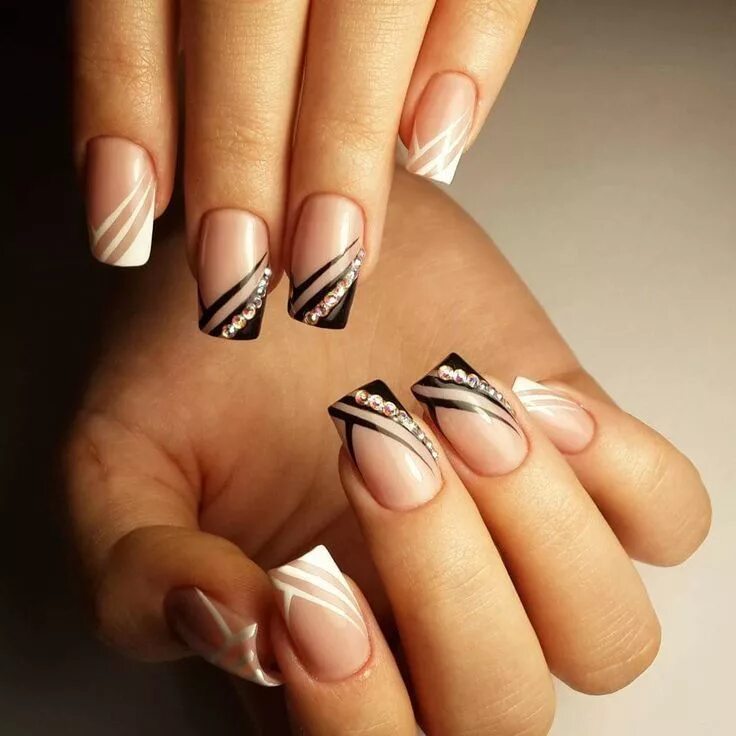 Красивый маникюр френч необычный Jazmin Reyes adlı kullanıcının Nails panosundaki Pin Şık tırnaklar, Düğün tırnak