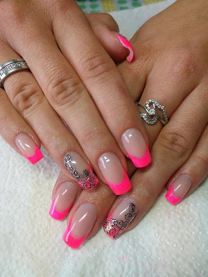 Красивый маникюр френч розовый neon pink+foil Unghie