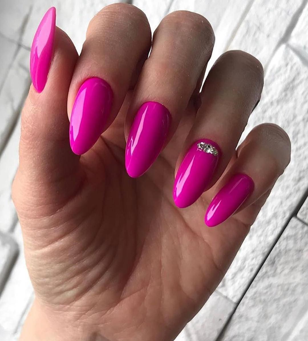 Красивый маникюр фуксия Темно розовый маникюр - 59 фото Pink manicure, Manicure, Easy toe nail designs