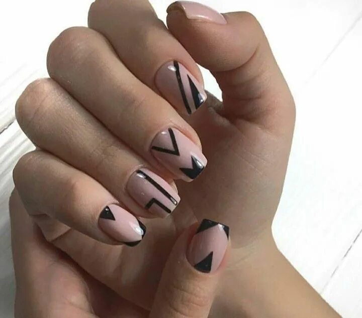 Красивый маникюр геометрия Pin by Nadia Petriv on Nails Nails, Gel, Beauty