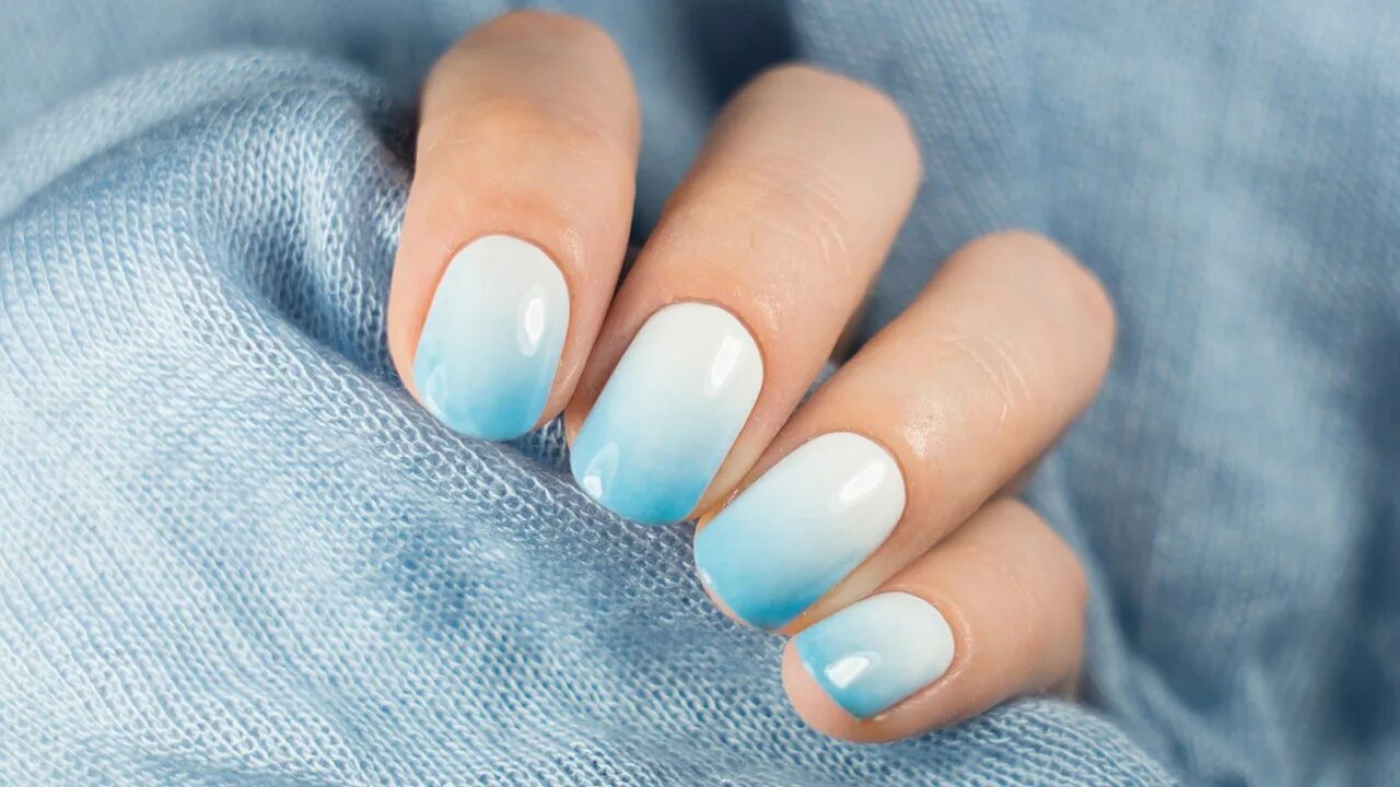 Красивый маникюр голубых тонов Best Nail Art Designs - How to do Nail Art Designs For Beginners? Vogue India Vo