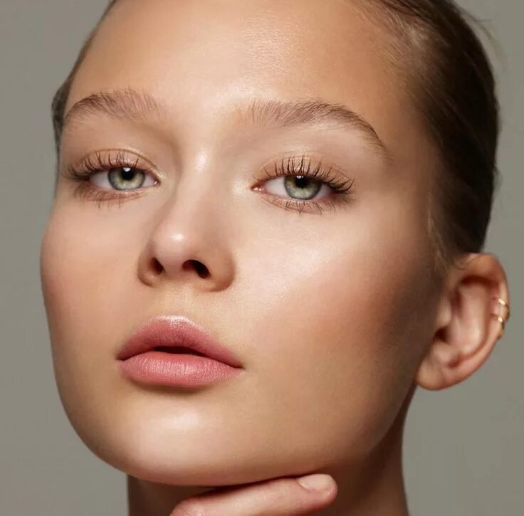 Красивый нюд макияж Merton Muaremi Glossy makeup, Glowy makeup, Bridal makeup