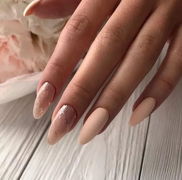 Красивый нюд маникюр на миндаль Pin by Катюша on Идеи маникюра Almond acrylic nails, Gorgeous nails, Fashion nai