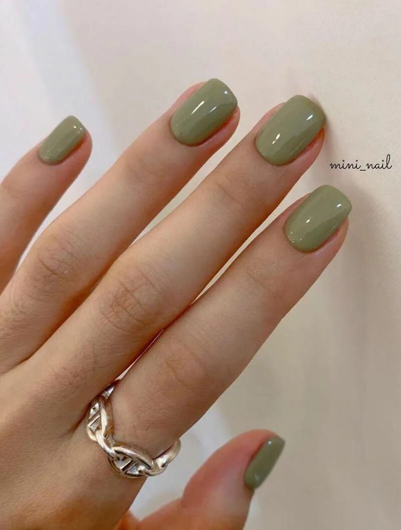 Красивый оливковый маникюр 905056c1ac1dad141560467e0a99e1cf Nails, Cute nails, Nail polish