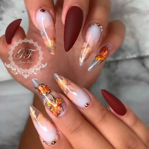 Красивый осенний маникюр миндаль 33 Stunning Gold Foil Nail Designs To Make Your Manicure Shine Foil nail designs