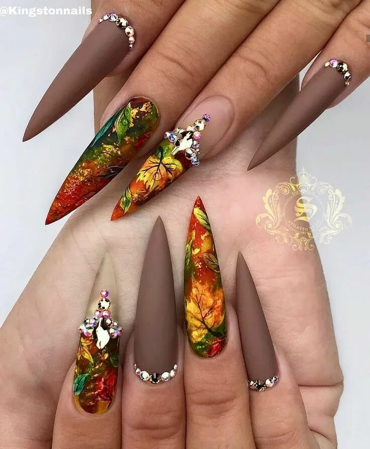 Красивый осенний маникюр на длинные ногти 20 Hottest & Catchiest Nail Polish Trends in 2019 Long nail designs, Fall nail a