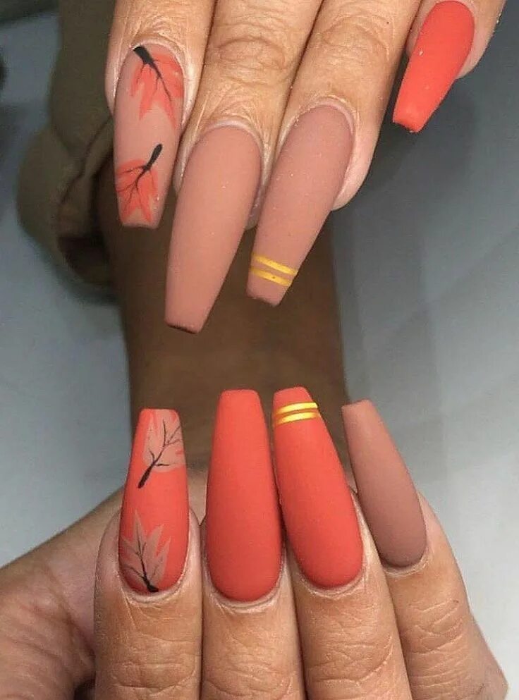 Красивый осенний маникюр на длинные ногти Pin by Marisol on Nails design in 2020 Fall nail art designs, Autumn nails, Fall