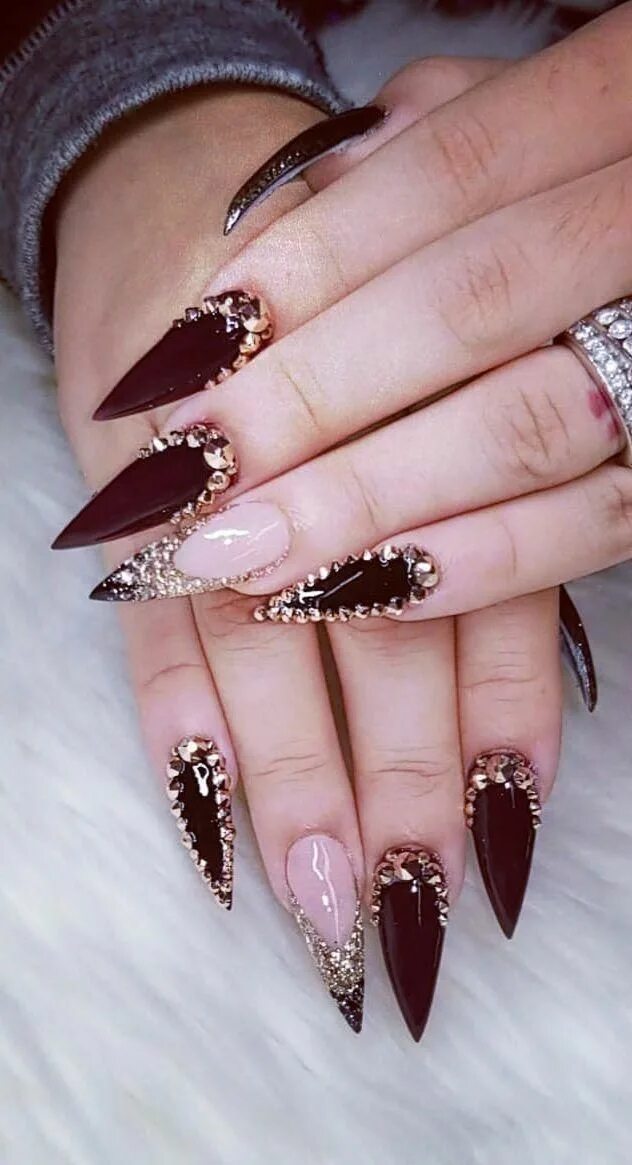 Красивый острый маникюр @cookiepower50 - Nails -#unas #elegantes #unaselegantes Long acrylic nails, Stil