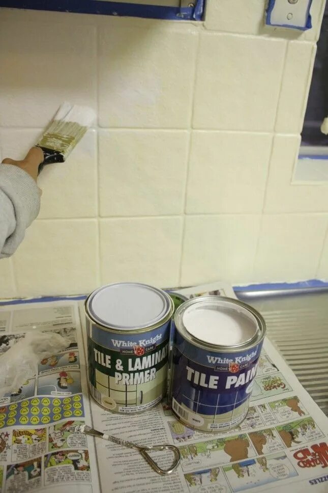 Краска для плитки фото Our Budget Kitchen Makeover: How to Paint Splashback Tiles House Nerd Budget kit