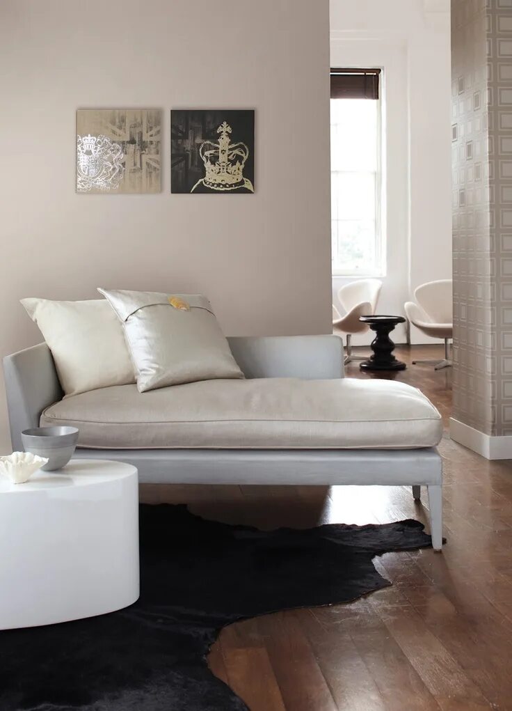 Краска для стен тауп в интерьере Funky Friday blog: Graham & Brown Kelly Hoppen paint collection: Kellys Taupe Kü