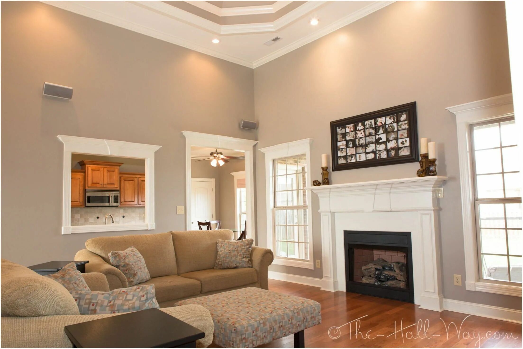 Краска для стен тауп в интерьере Living Room Mocha Paint Paint colors for living room, Taupe paint, Behr paint co