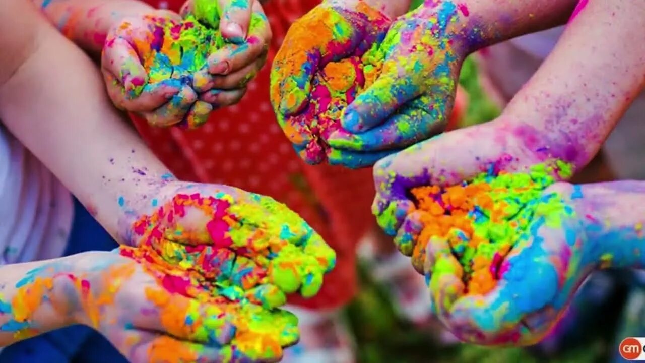 Краски детства фото How to play safe Holi How to Celebrate a Safe and Responsible Holi: Tips and Tri