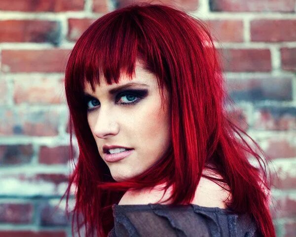 Красная челка фото A Sea of Inspiration: Designs, Images, Tattoos and Art SloDive Bright red hair c