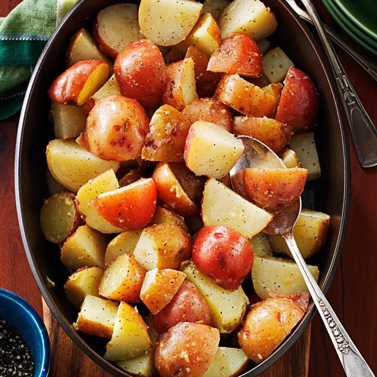 Красная картошка рецепт с фото Browned Butter Red Potatoes Recipe Recipes, Veggie dishes, Red potato recipes