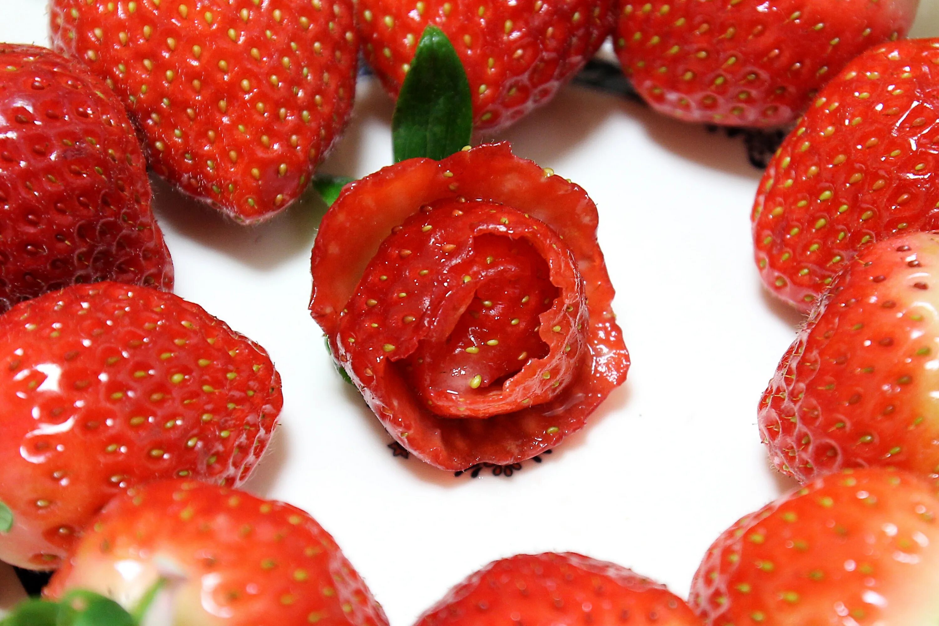 Красная клубника фото Free Images : plant, raspberry, fruit, berry, sweet, ripe, food, red, produce, f