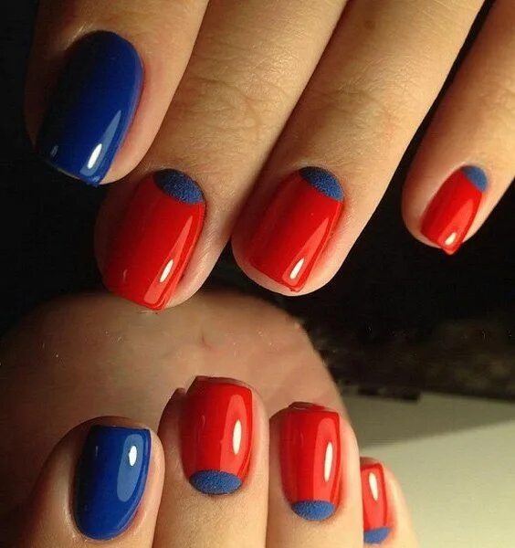 Красно голубой маникюр Синий маникюр 2024: идеи модного дизайна Uñas decoradas, Uñas