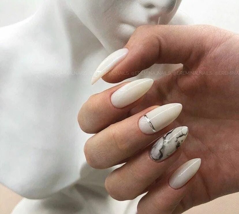 Красно молочный маникюр миндаль Manicure panosundaki Pin Ombre tirnaklar, Jel tirnak, Tırnak tasarımları