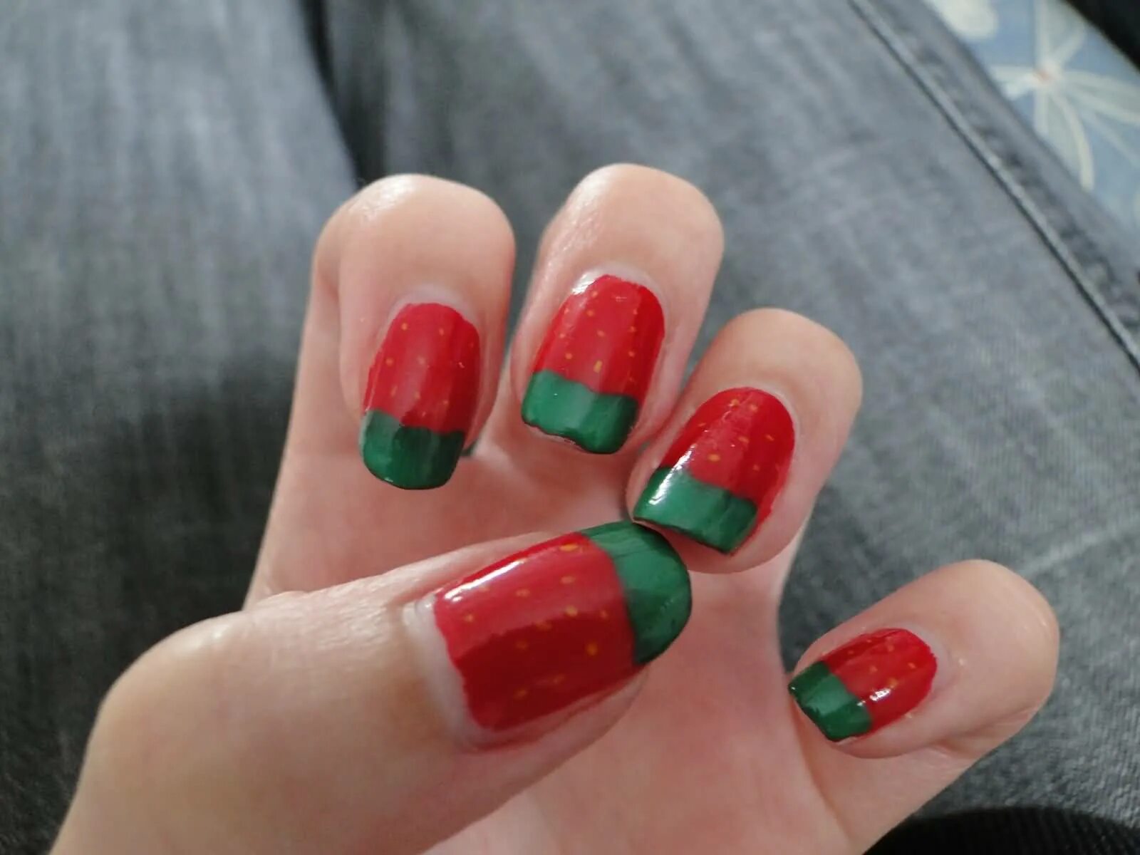 Красно зеленый маникюр 2024 The Best 30 Simple Red And Green Nails - Foto Lukas