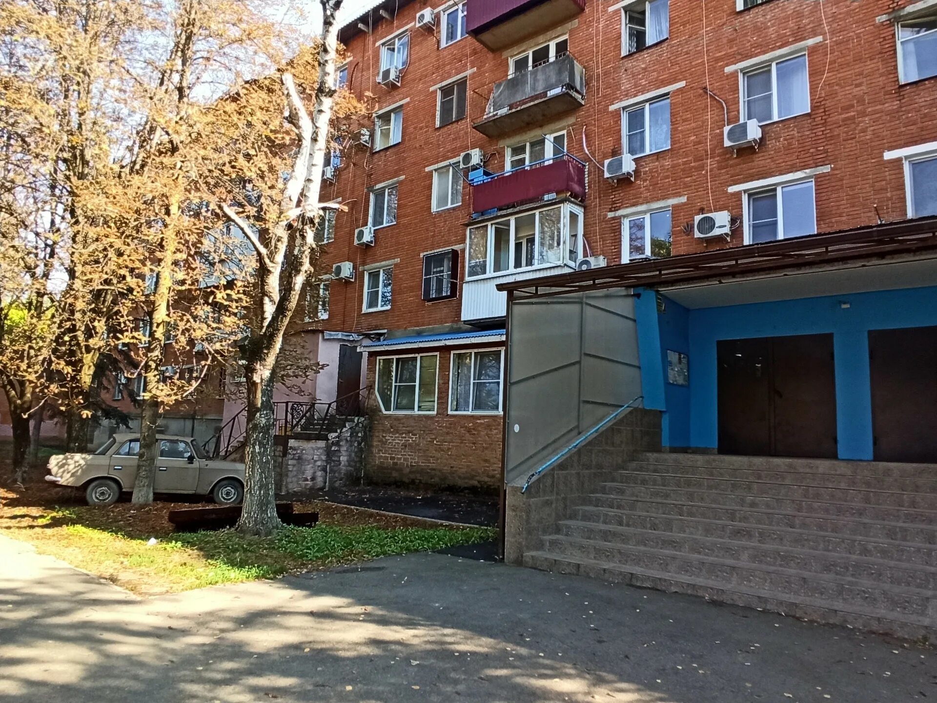 Краснодар колхозная фото Купить комнату в 1-комн. квартире, 12 м² по адресу Краснодар, Колхозная улица, 2