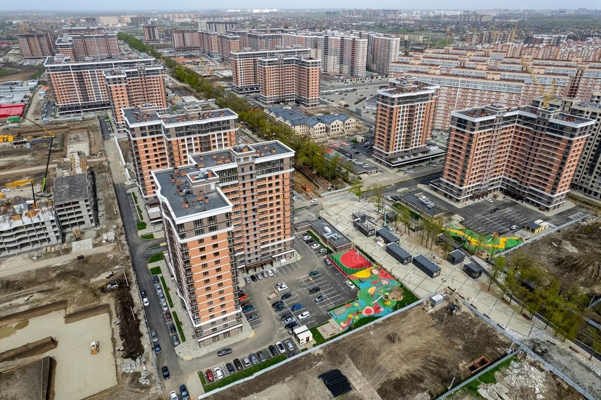 Краснодар микрорайон самолет фото Стратегия лидера: большие объемы новостроек - точно в срок Решения на РБК+ Красн
