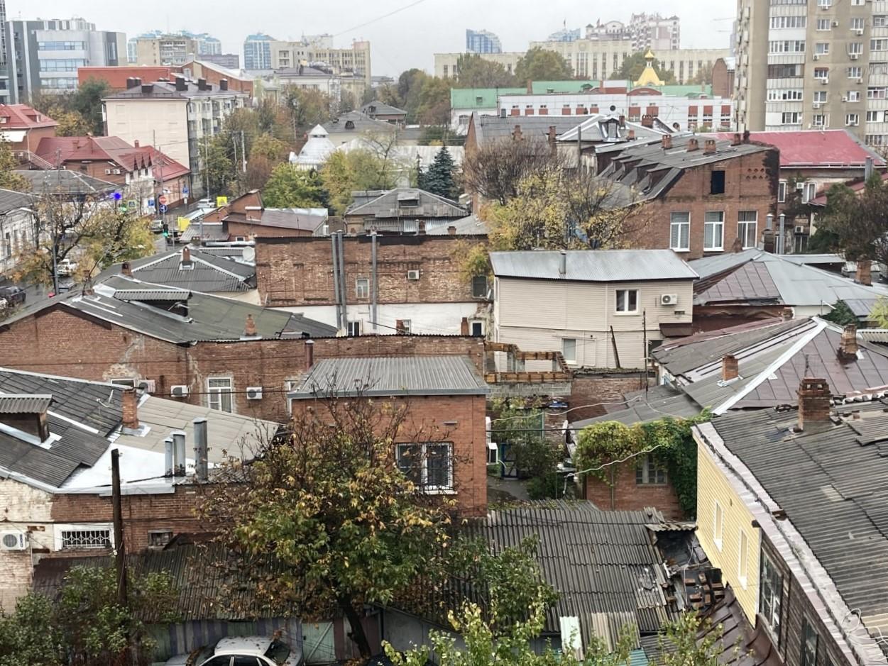 Краснодар пашковка фото В Пашковке краснодарец ударил кулаком в лицо полицейского и швырнул в него камне