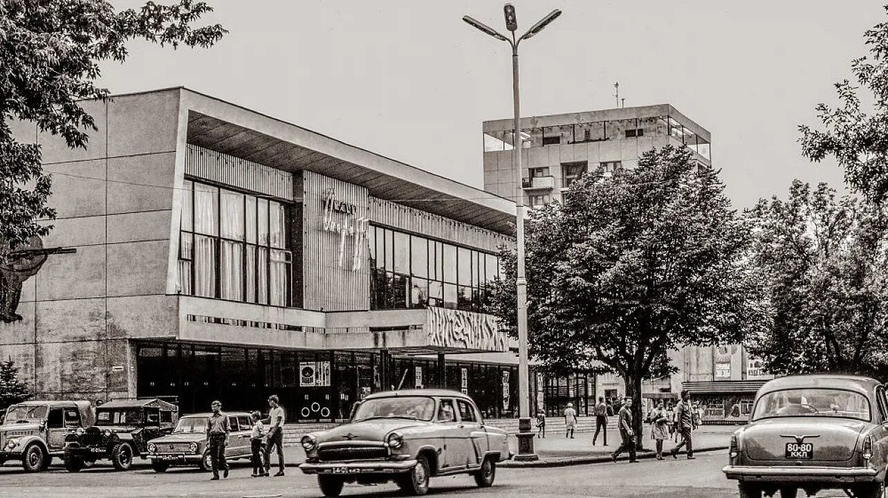 Краснодар старый город фото В краевом центре откроется выставка фотографий "Черно-белый Краснодар" :: Krd.ru