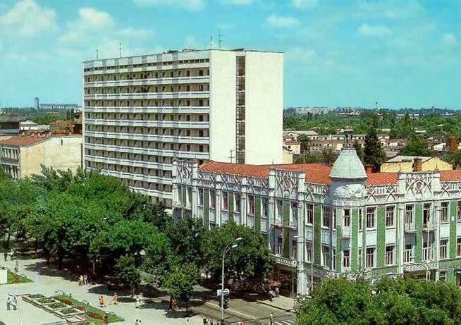 Краснодар в советское время фото Краснодар (центр) - Мегаэнциклопедия Кирилла и Мефодия - медиаобъект