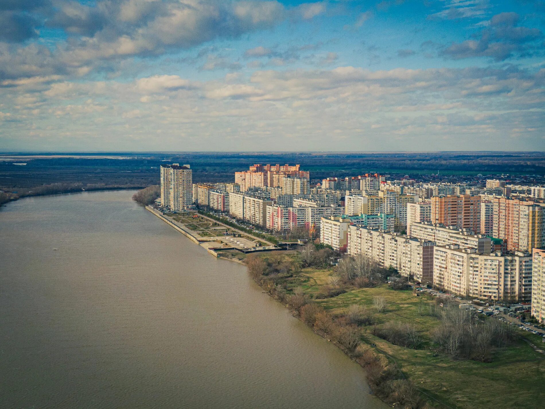 Краснодар юбилейном фото Где в Краснодаре построят следующую очередь набережной? Взгляд с высоты на пока 