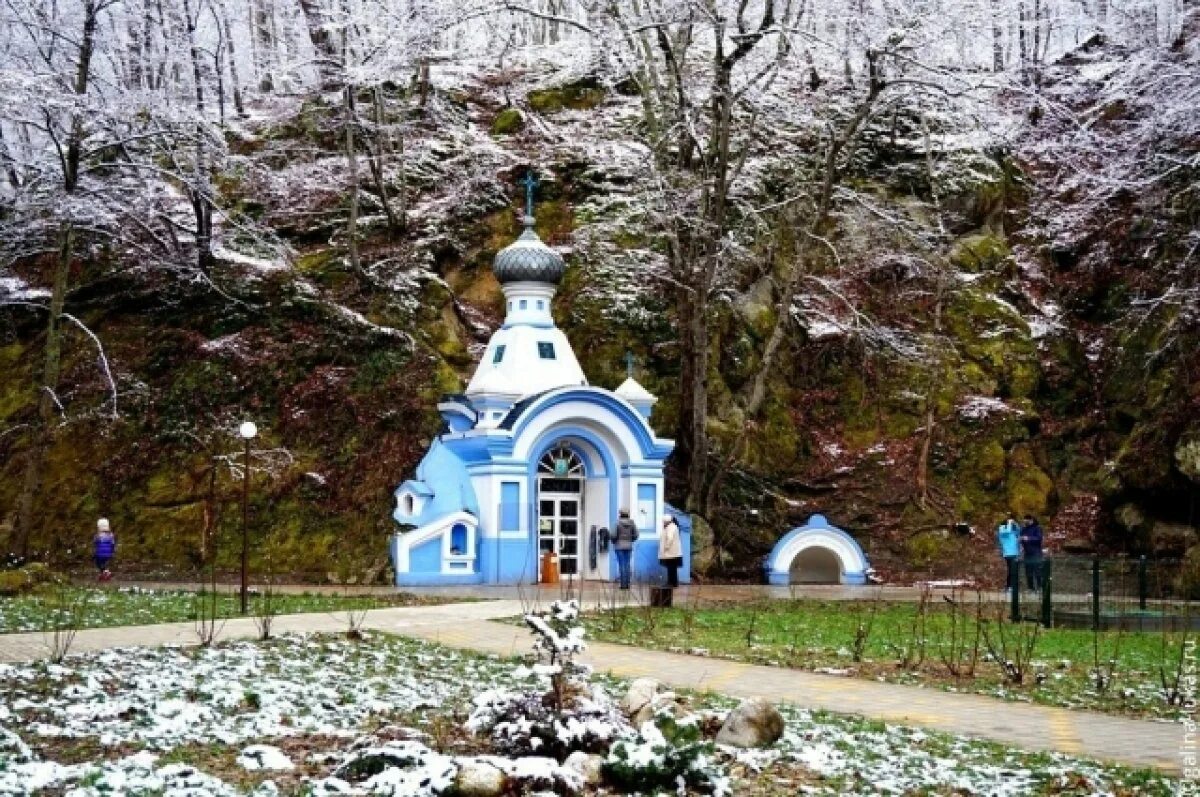 Краснодарский край горячий ключ источники фото Монастыри, ущелья и столетние дубы. Что сейчас можно посмотреть на Кубани? АиФ К