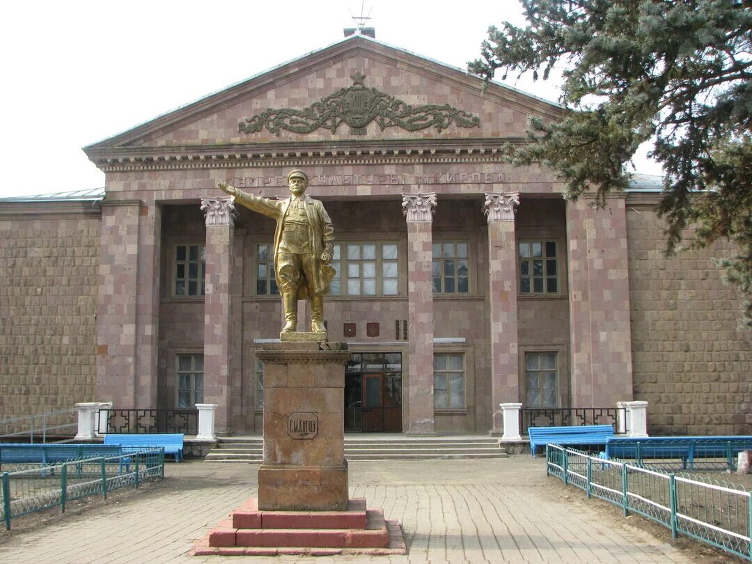 Краснодарский край каневской район станица новоминская фото Дорога к школе в станице Новоминской будет отремонтирована до 2025 года