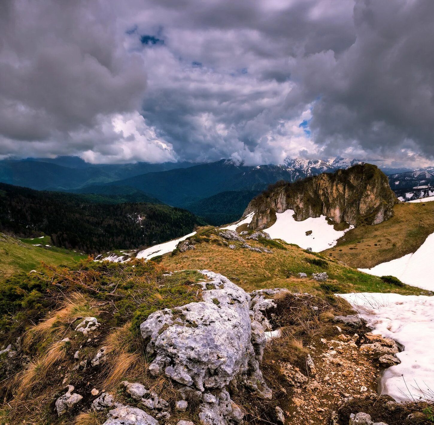 Краснодарский край лагонаки фото Май на Лаго Наки. Фотограф Олег Скан