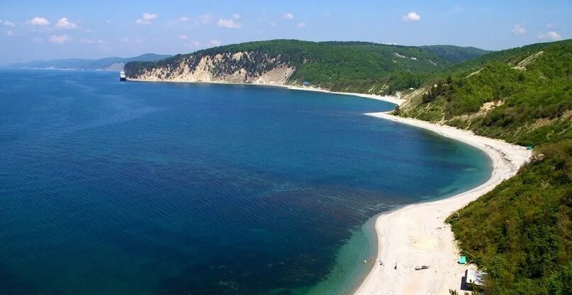 Краснодарский край пляжи фото Пляж в бухте Инал - это одно из самых известных и популярных мест отдыха на Черн