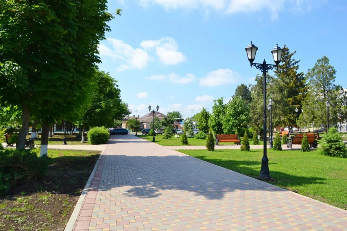 Краснодарский край село белая фото Жители Белой Глины довольны переменами, которые произошли в районном центре