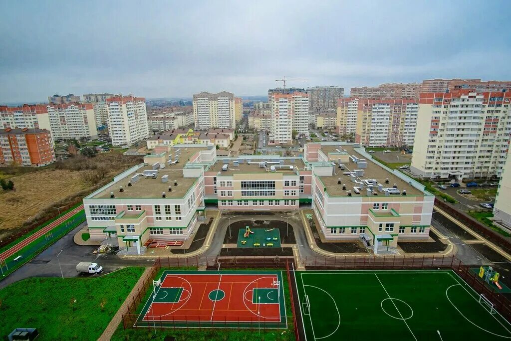 Краснодог ул куйбышева 2 школьный микрорайон фото Mikrorayon Molodezhny, housing complex, Krasnodar, 3-ya Tselinogradskaya ulitsa 