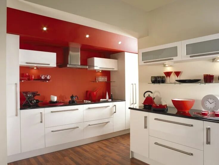 Красное белая кухня дизайн фото Moderne Hochglanz Küchen in Weiß - 25 Traumküchen mit Hochglanzfronten Cocina de