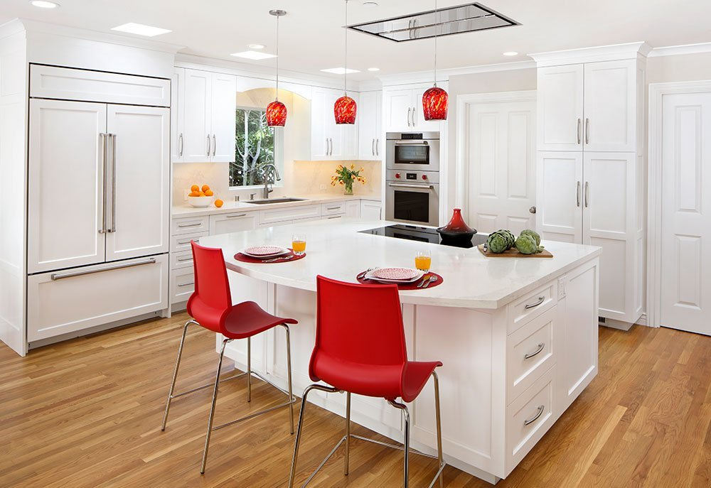 Красное белая кухня дизайн фото Kitchens Harrell Remodeling, Inc., Design + Build Kitchen redesign, Kitchen desi