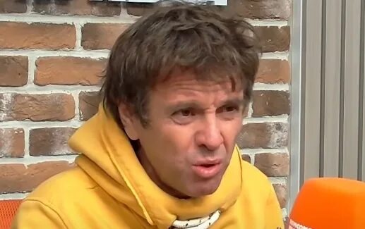 Красное белое ул андрея губина 2а фото Телеканал "Муз-ТВ" накануне выпустил в эфир документальную ленту о звезде девяно