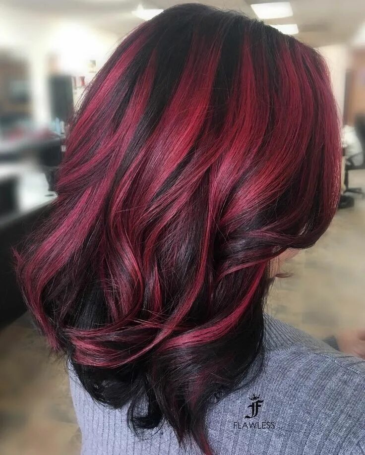 Красное мелирование на темные волосы фото 50 Shades of Burgundy Hair Color Trending in 2024 Wine hair, Burgundy hair, Hair
