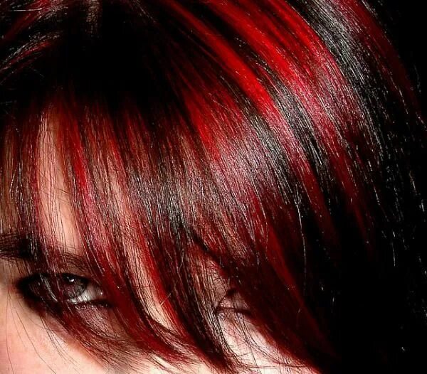 Красное мелирование на темные волосы фото siyah saça balyaj Tintes de cabello rojo, Ideas de color de pelo, Champú para cr