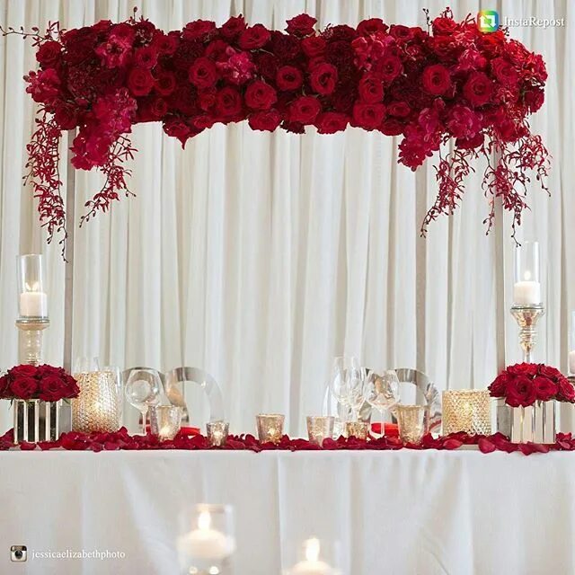 Красное оформление фото Pin on Sweetheart Table