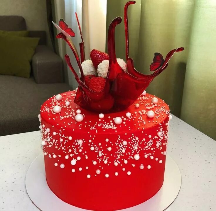 Красное оформление торта Pin on Торты New cake, Drip cakes, Cupcake cakes