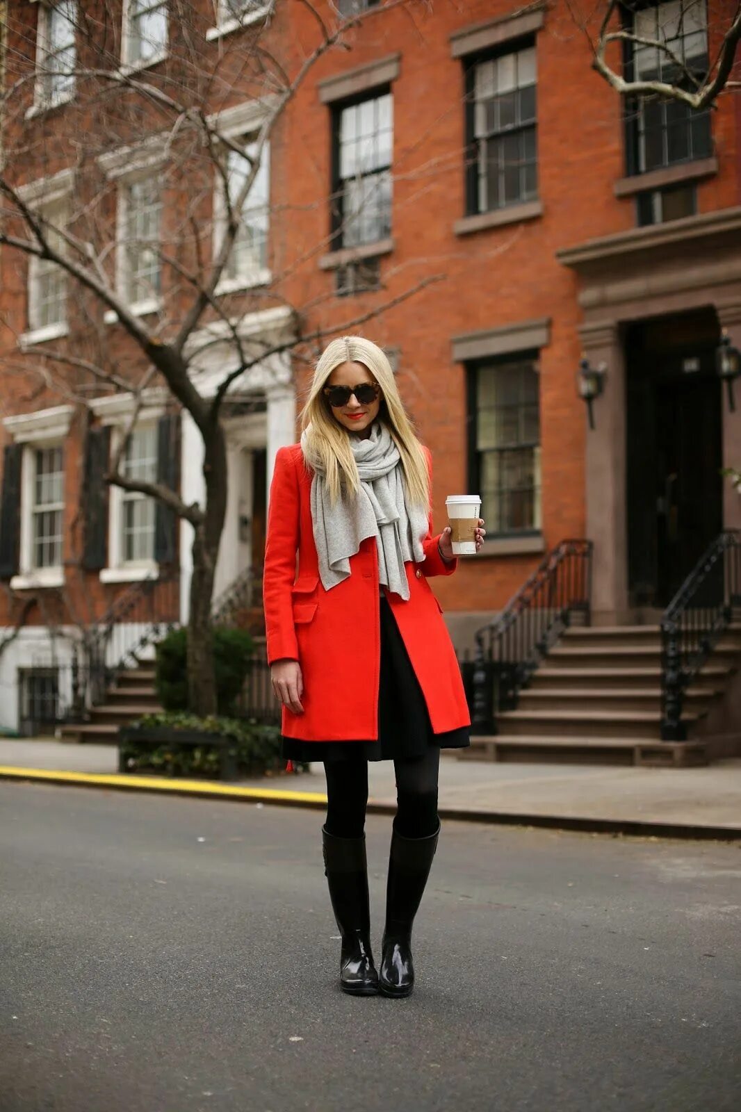 Красное пальто сочетание Atlantic-Pacific Moda de roupas de outono, Looks, Estilo para o inverno