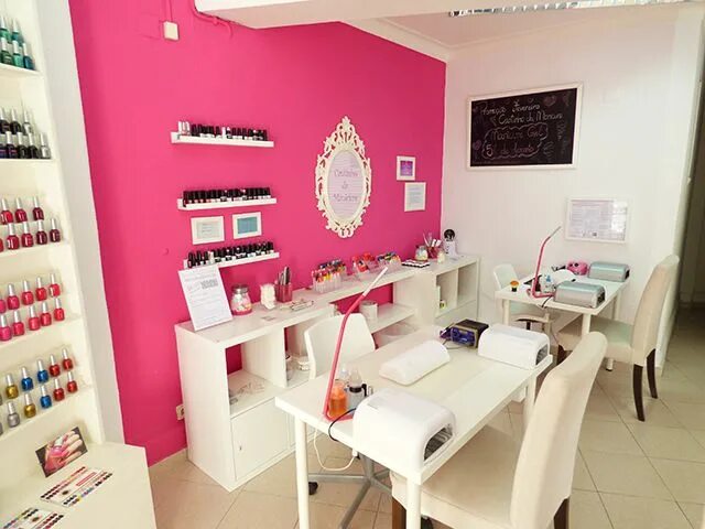 Красное село маникюр салон Cantinho da Manicure È um espaço inovador, todo decorado especialmente para você