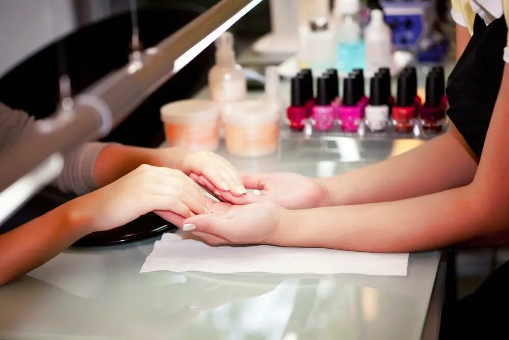 Красное село маникюр салон Should Your Manicurist Be Soaking Your Nails in Something Other Than Water?