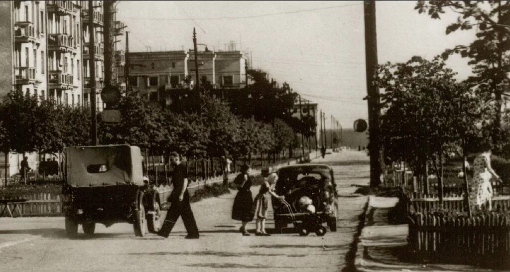 Красногорск советские фото Фото "Без названия", июнь - июль 1957, Московская обл., Красногорский р-н, г. Кр