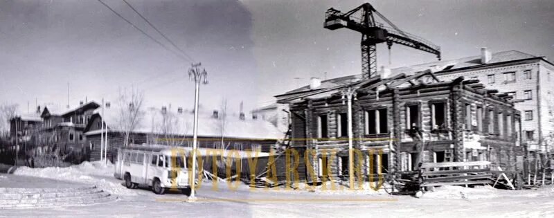 Красноярск 60 годы фото Перекресток улиц Сурикова и Дубровинского в 1966 году 2016 Исторический Краснояр
